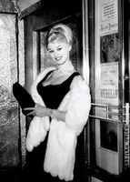 Sabrina - Norma Sykes